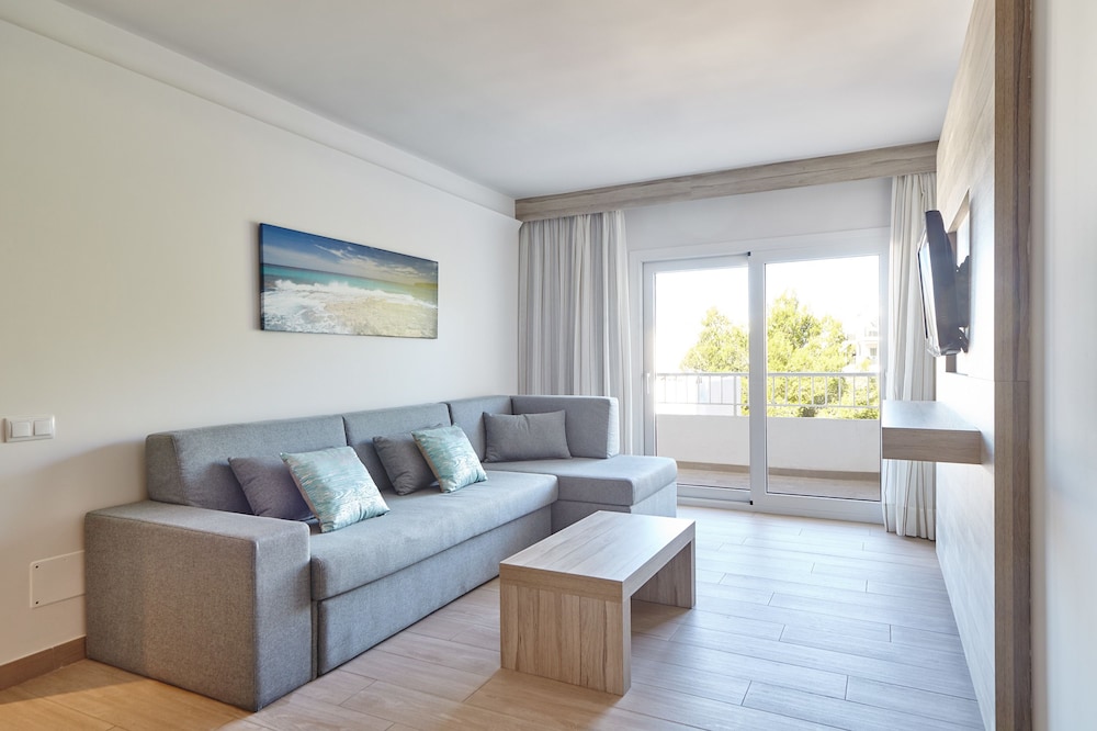 Sol Bahia Ibiza Suites 22/41