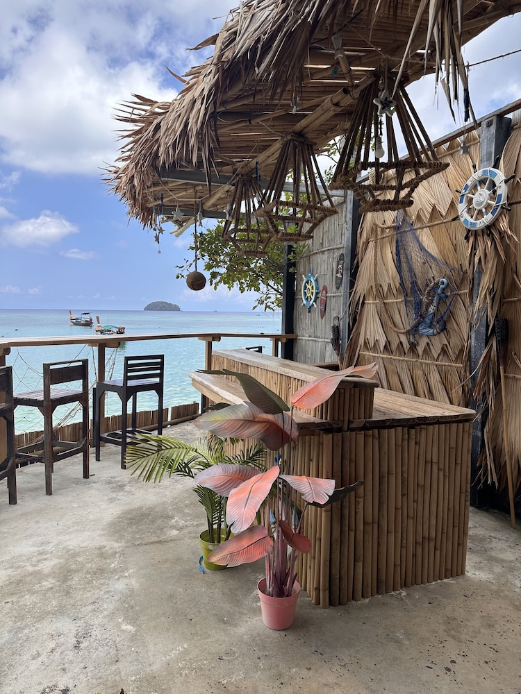 Lipe Power Beach Resort 47/50