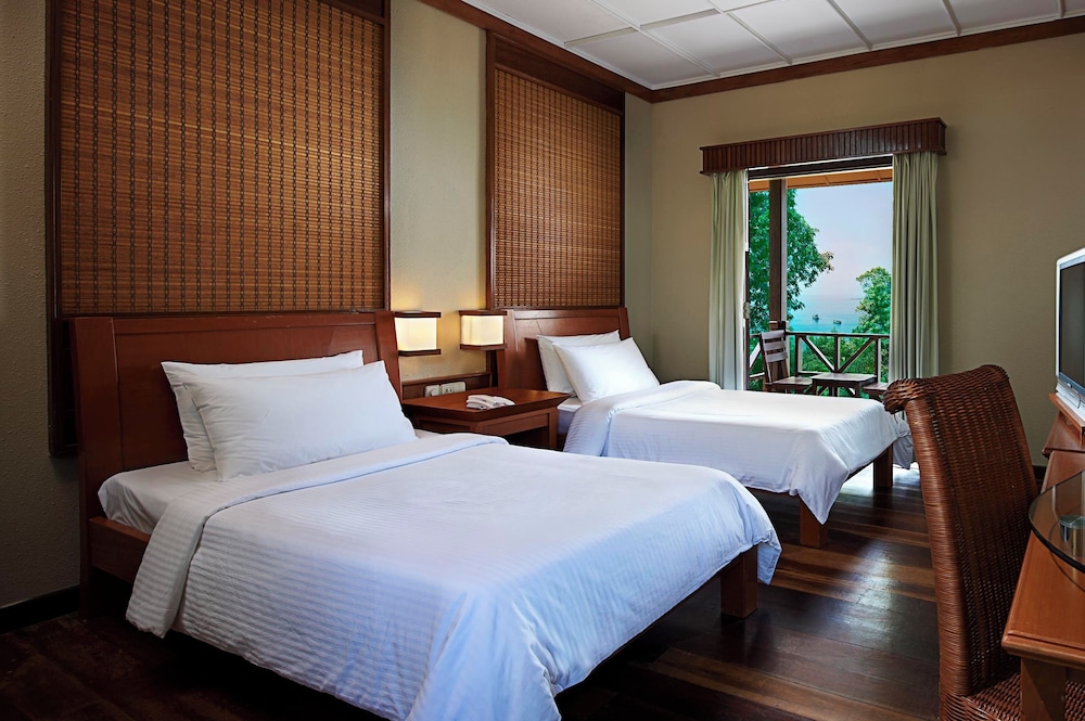 REDANG ISLAND RESORT 12/50