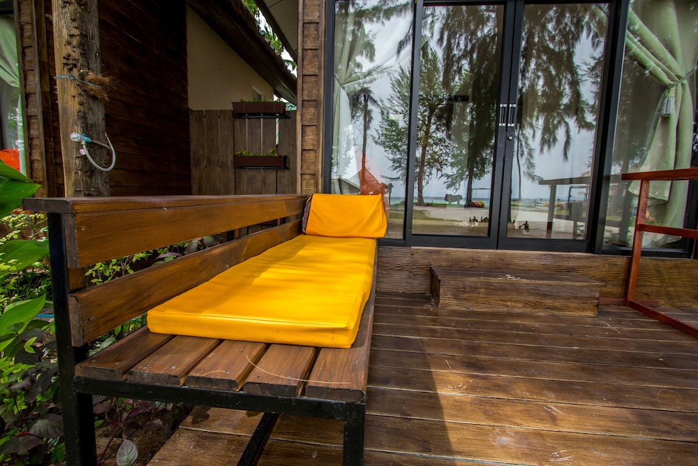 Salisa Resort 70/74