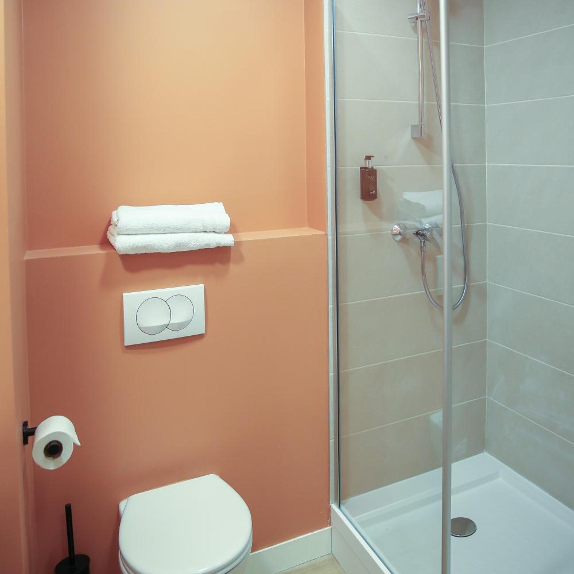 Hotel Le Refuge Des Sources 49/50