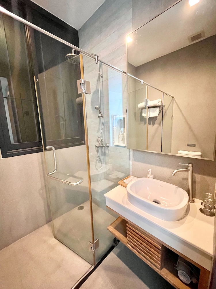 Zensala Riverpark Resort 76/78