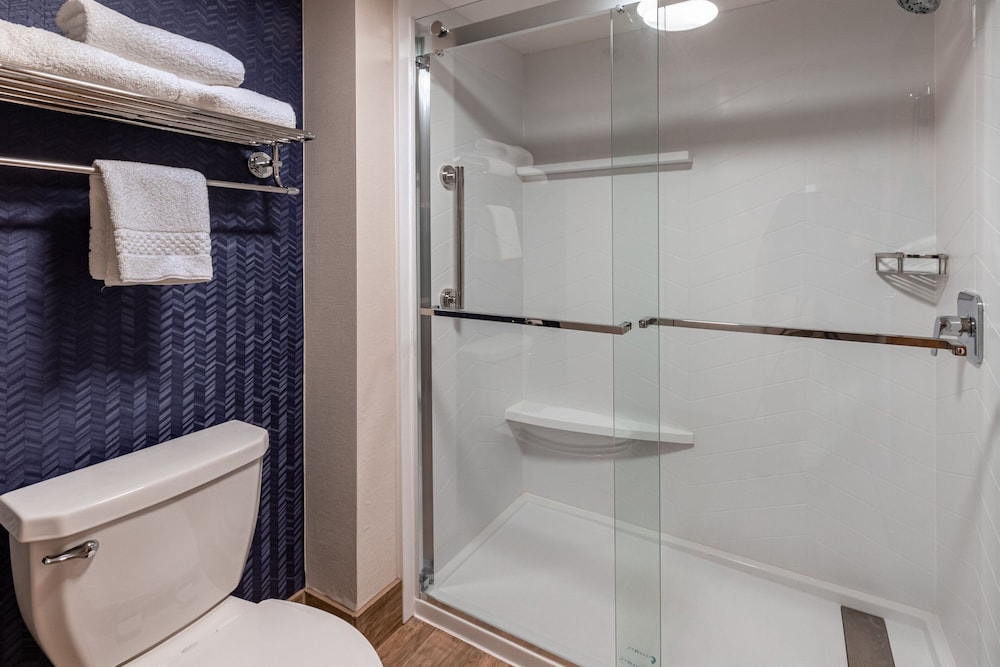 Fairfield Inn By Marriott Evansville West 7/23