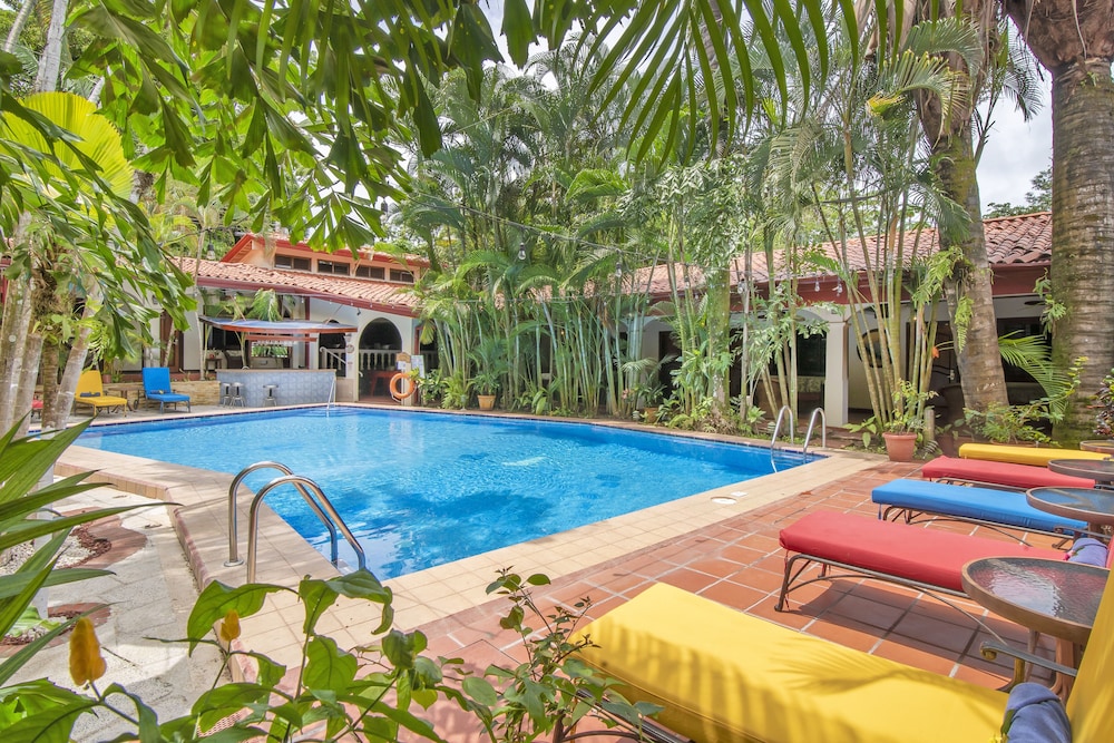 Hotel Villas Lirio 44/48