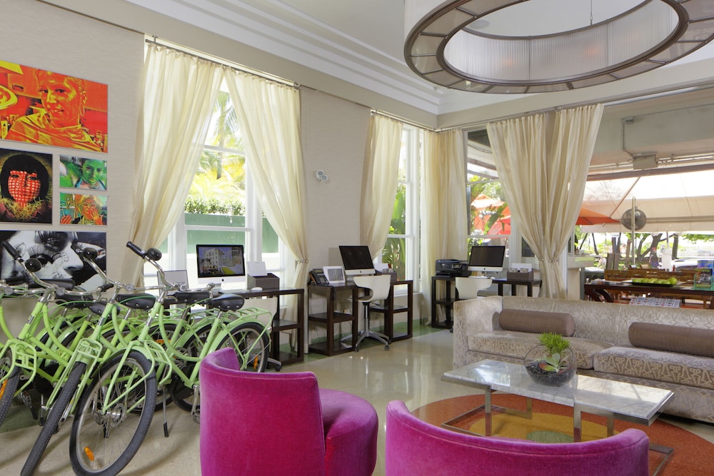 Hotel Breakwater South Beach 30/50