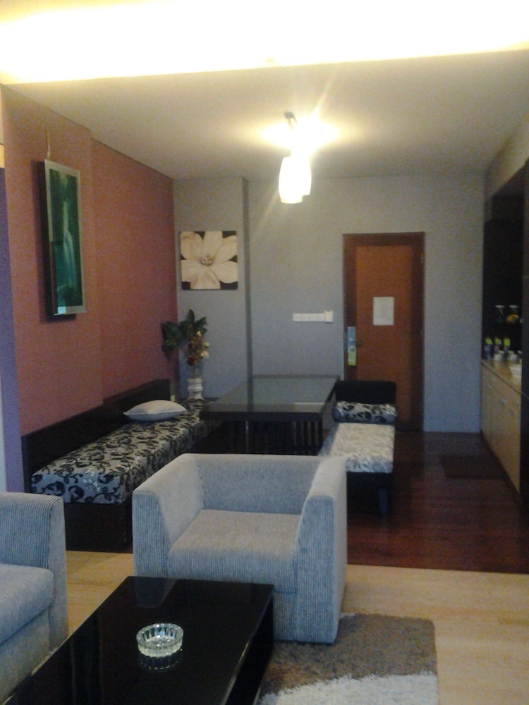 Green Valley Resort 16/35