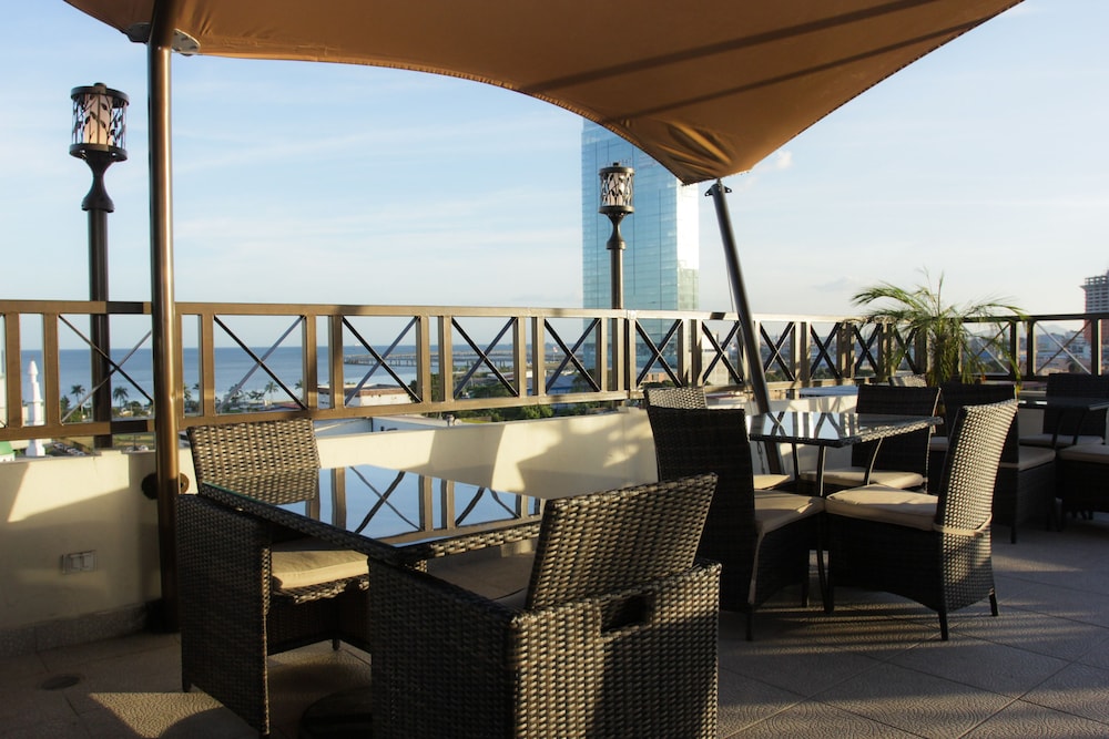 Bahia Suites 34/50