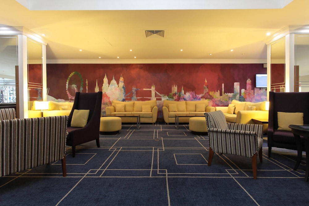 RENAISSANCE LONDON HEATHROW HOTEL 34/46