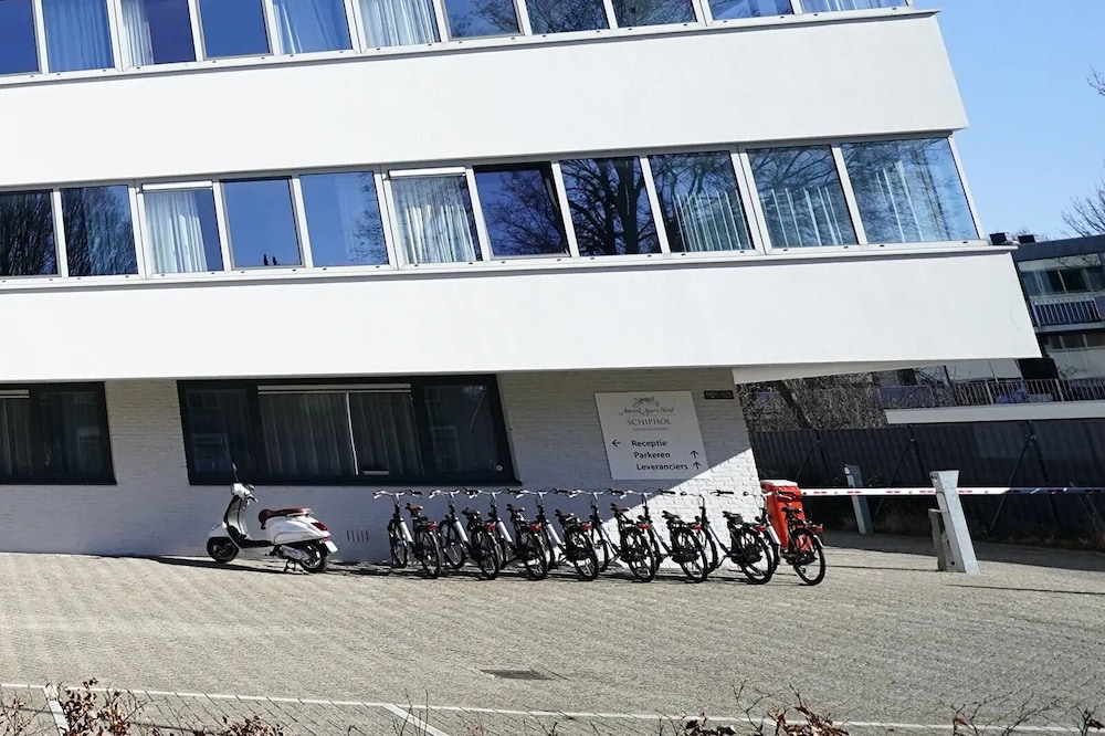 Amrath Apart-Hotel Schiphol Badhoevedorp 37/41