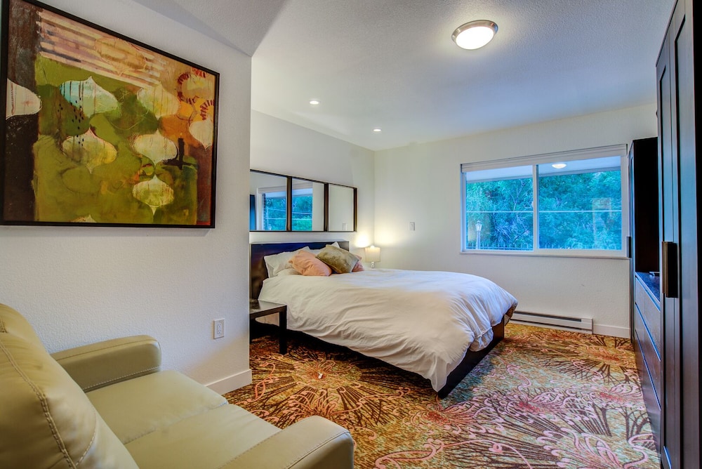 INNhale Cannabis Friendly B&B - Adults Only 11/55
