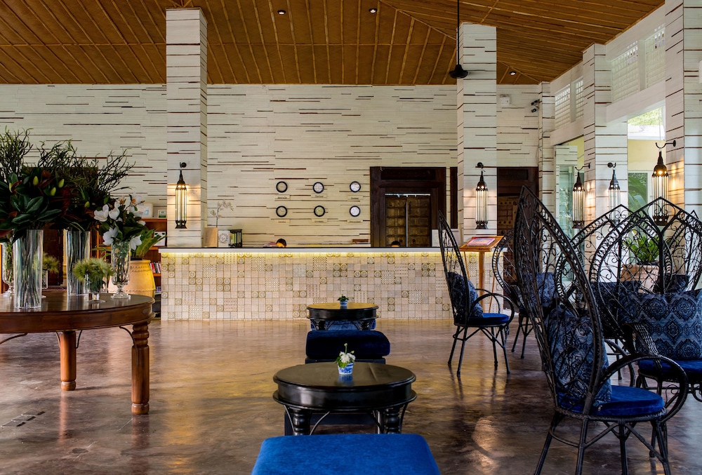 Bangsak Village - Adults Only 8/71