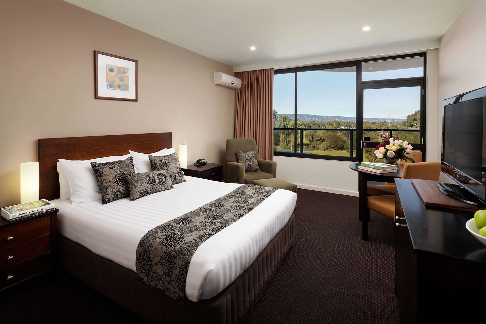 Standard, King Bed