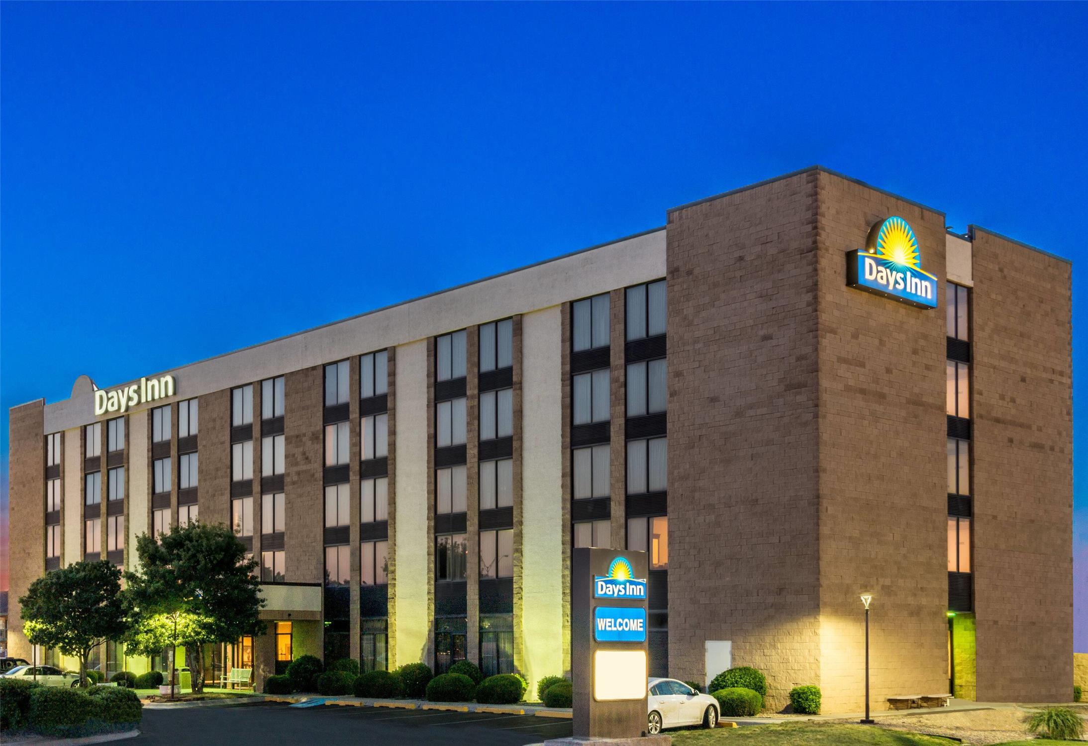 Days Inn by Wyndham Amarillo East 2/33