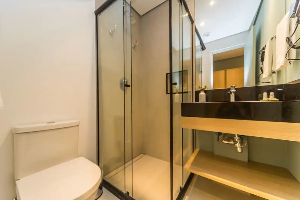 Cozzy Suites Paraiso Hotel 57/61