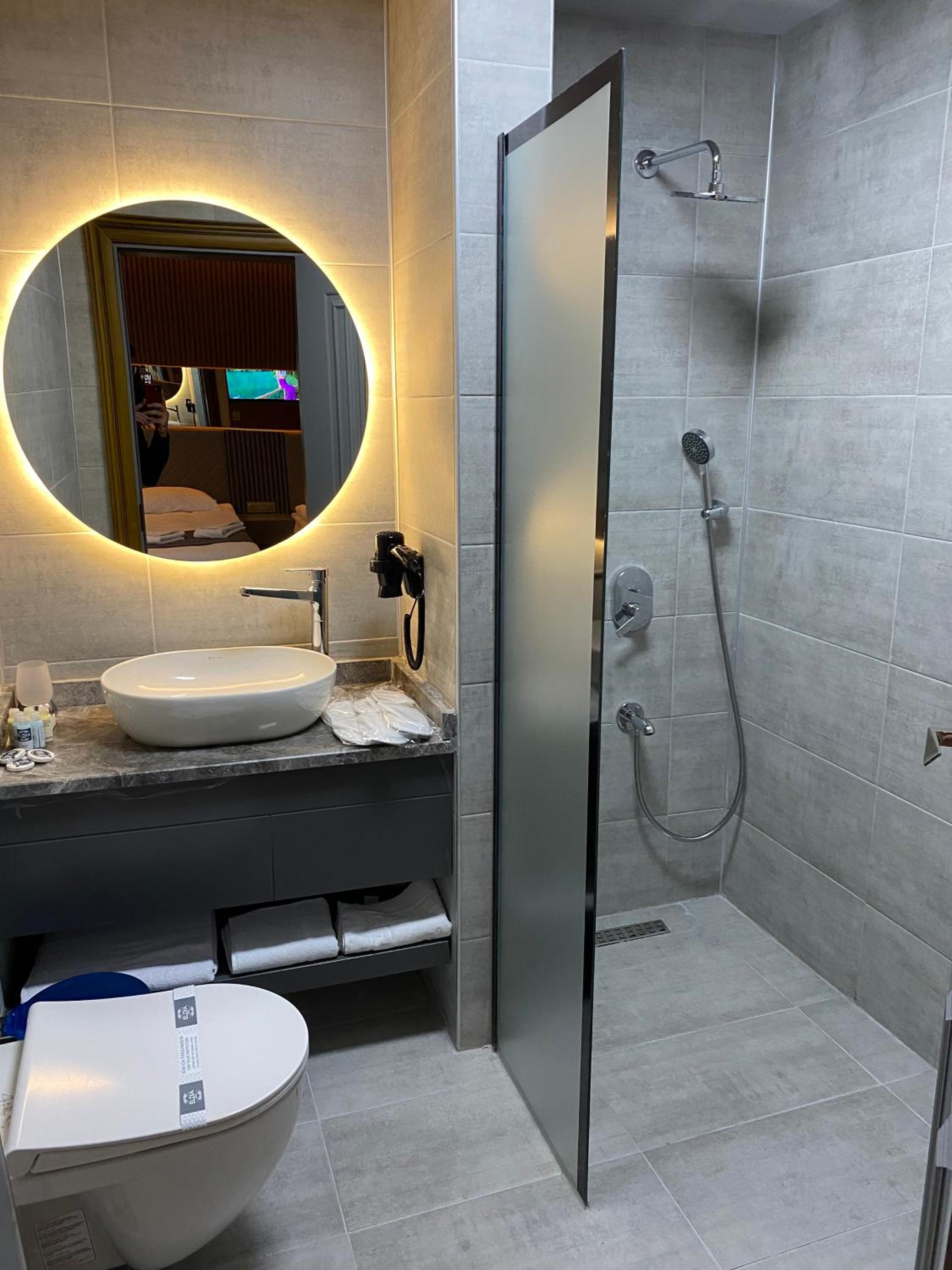 Hotel Aras 48/50