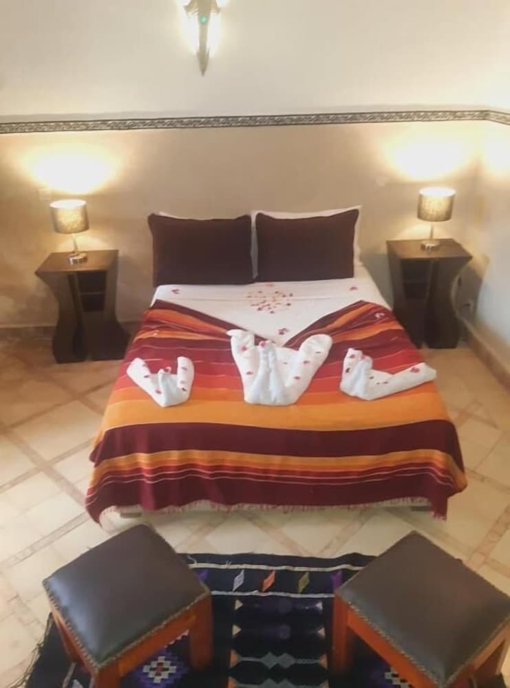 Riad Chalymar 15/39