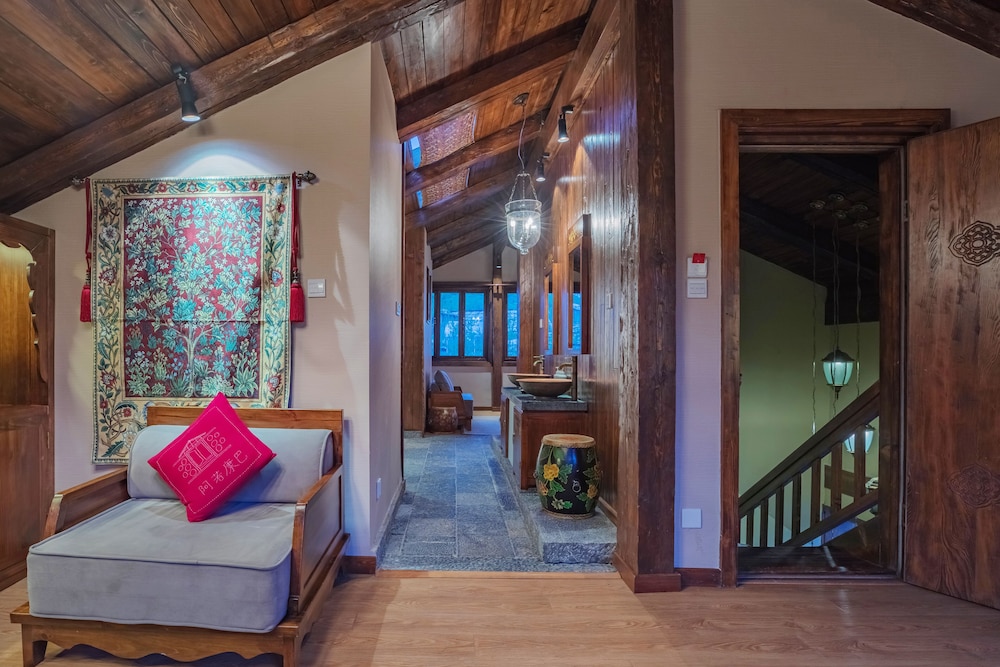 Arro Khampa by Zinc Journey Shangri-la 37/72