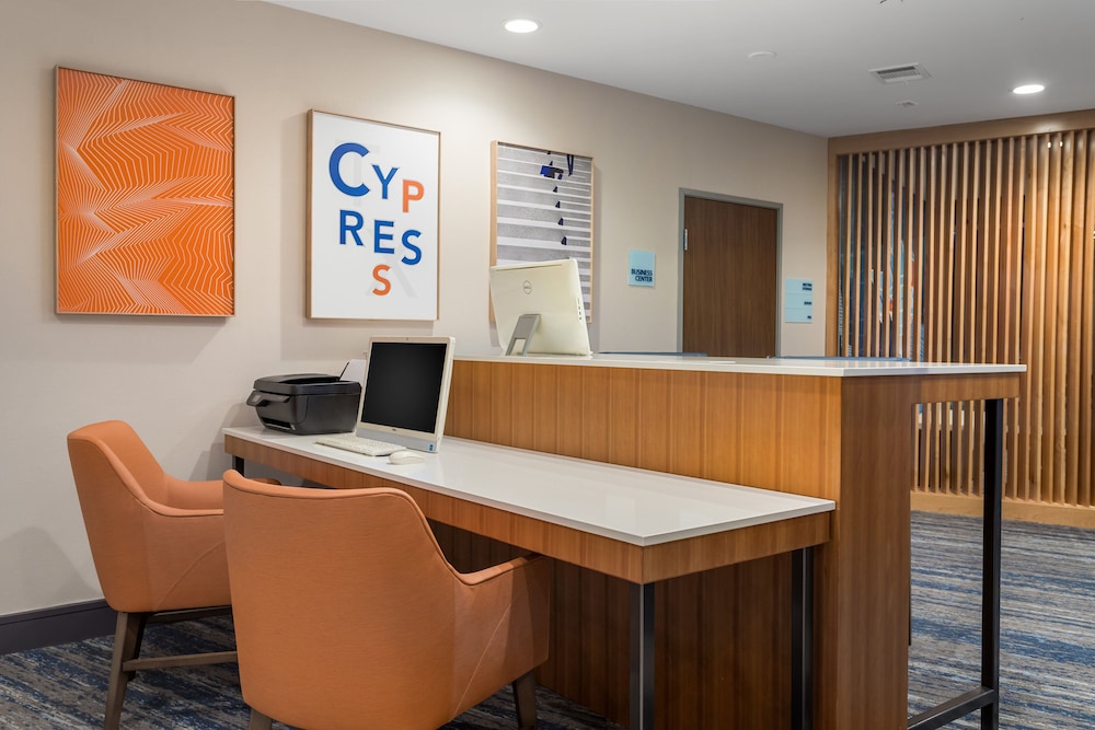 Holiday Inn Express Suites Houston Nw Cypress Grand Pky 51/63