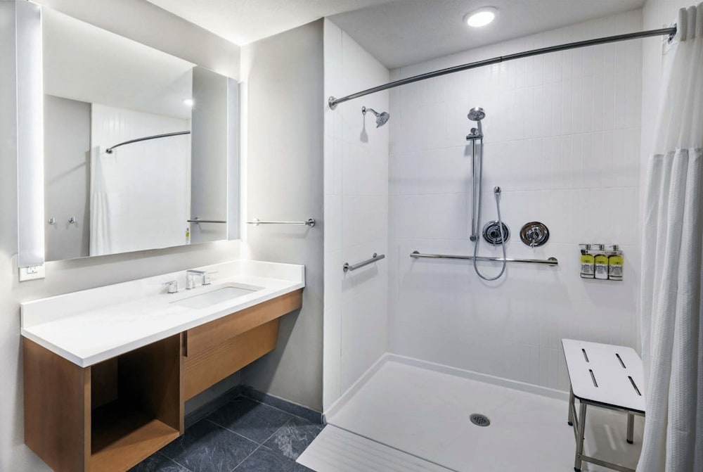جناح بسريرين كوين لذوي الإعاقة، Staybridge Suites Waco South - Woodway 2/2