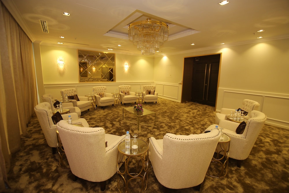 Grand Darul Makmur Hotel Kuantan 60/64