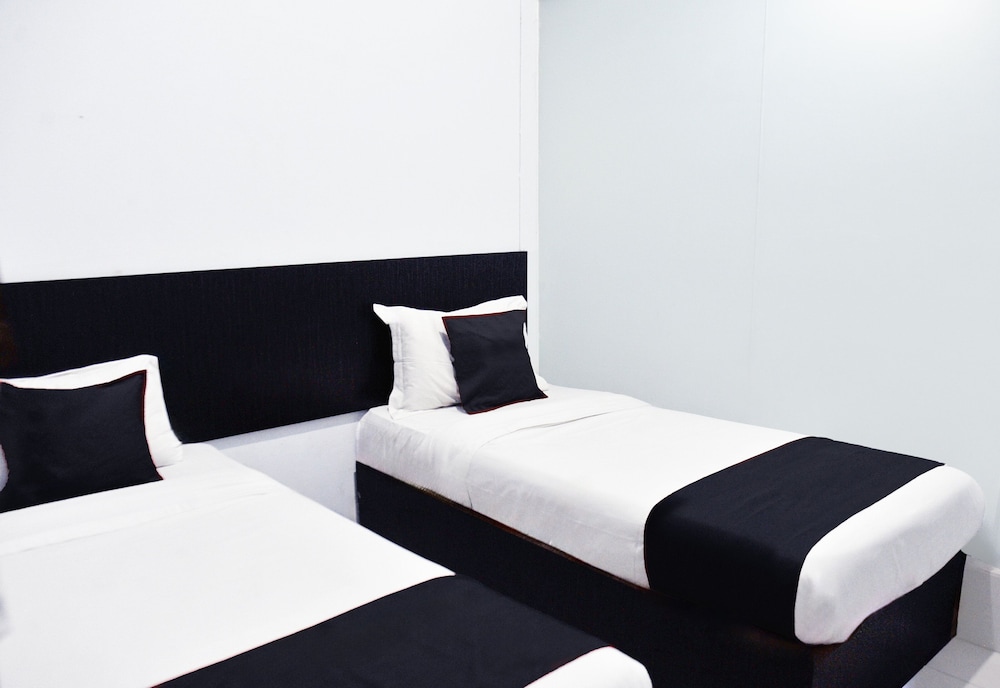 Hotel O Bukittinggi near Jam Gadang formerly New Aedo 42/56