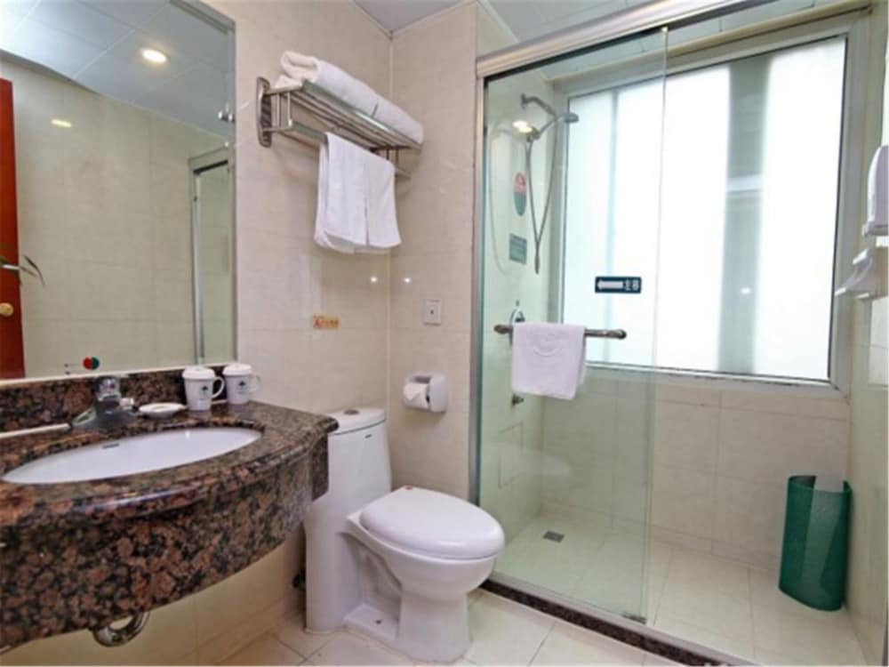 GreenTree Inn Shanghai Jingan Railway Station Xinzha Road Business Hotel 17/17
