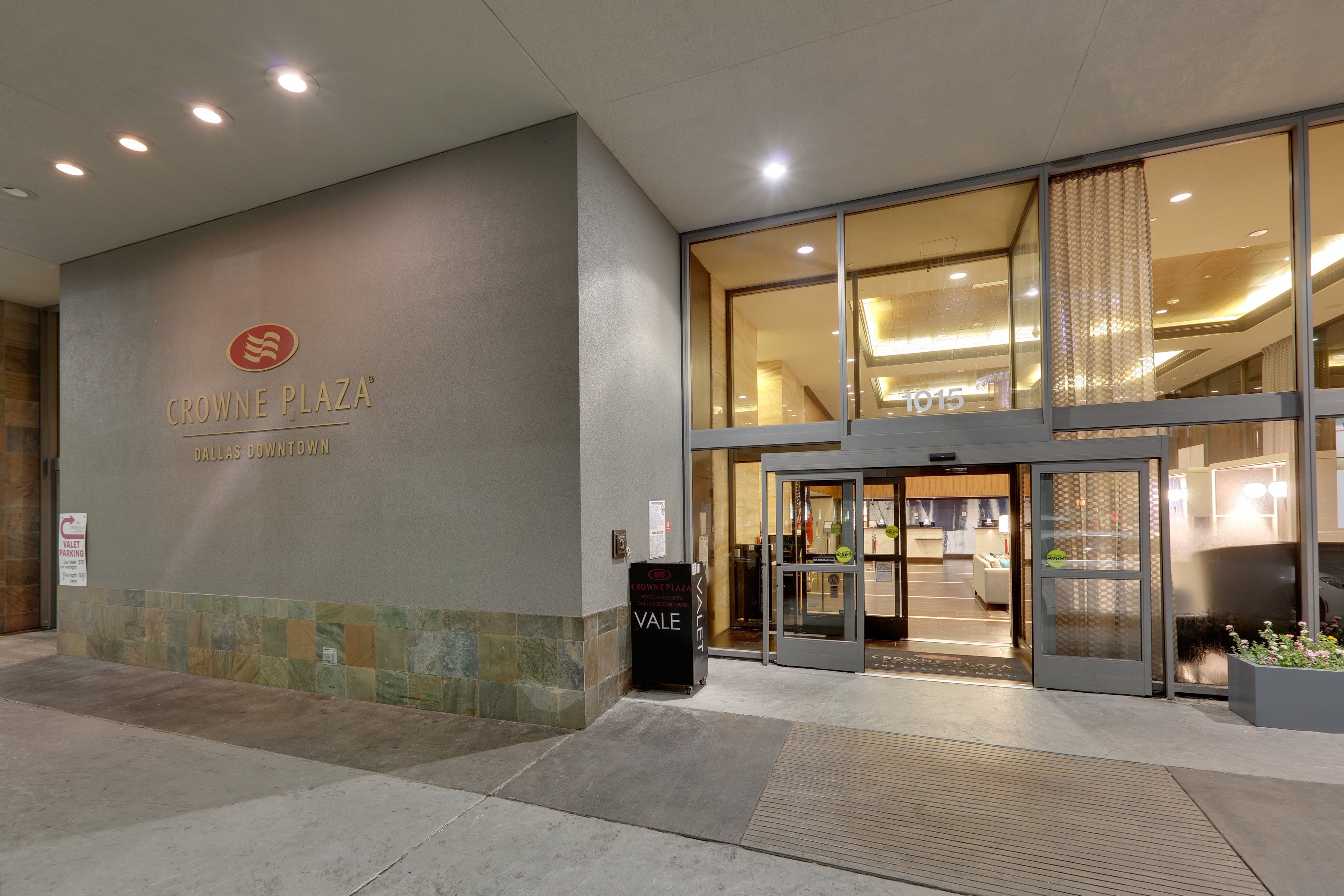 Crowne Plaza Hotel Dallas Downtown in DALLAS - TX