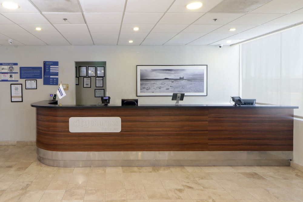 City Express by Marriott Nuevo Laredo 7/58