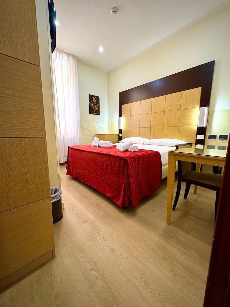 غرفة كلاسيكية بسرير مزدوج أو سريرين منفصلين، Hotel Fiorella 4/10