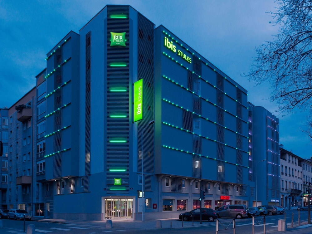 Ibis Styles Lyon Confluence Hotel 2/50