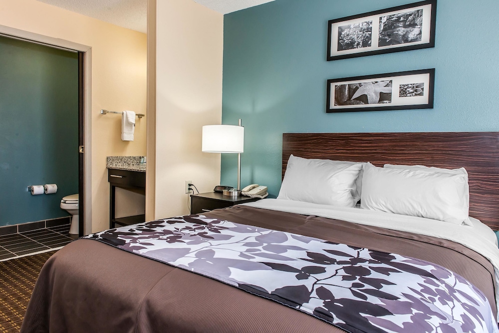 Sleep Inn Springfield West 11/39