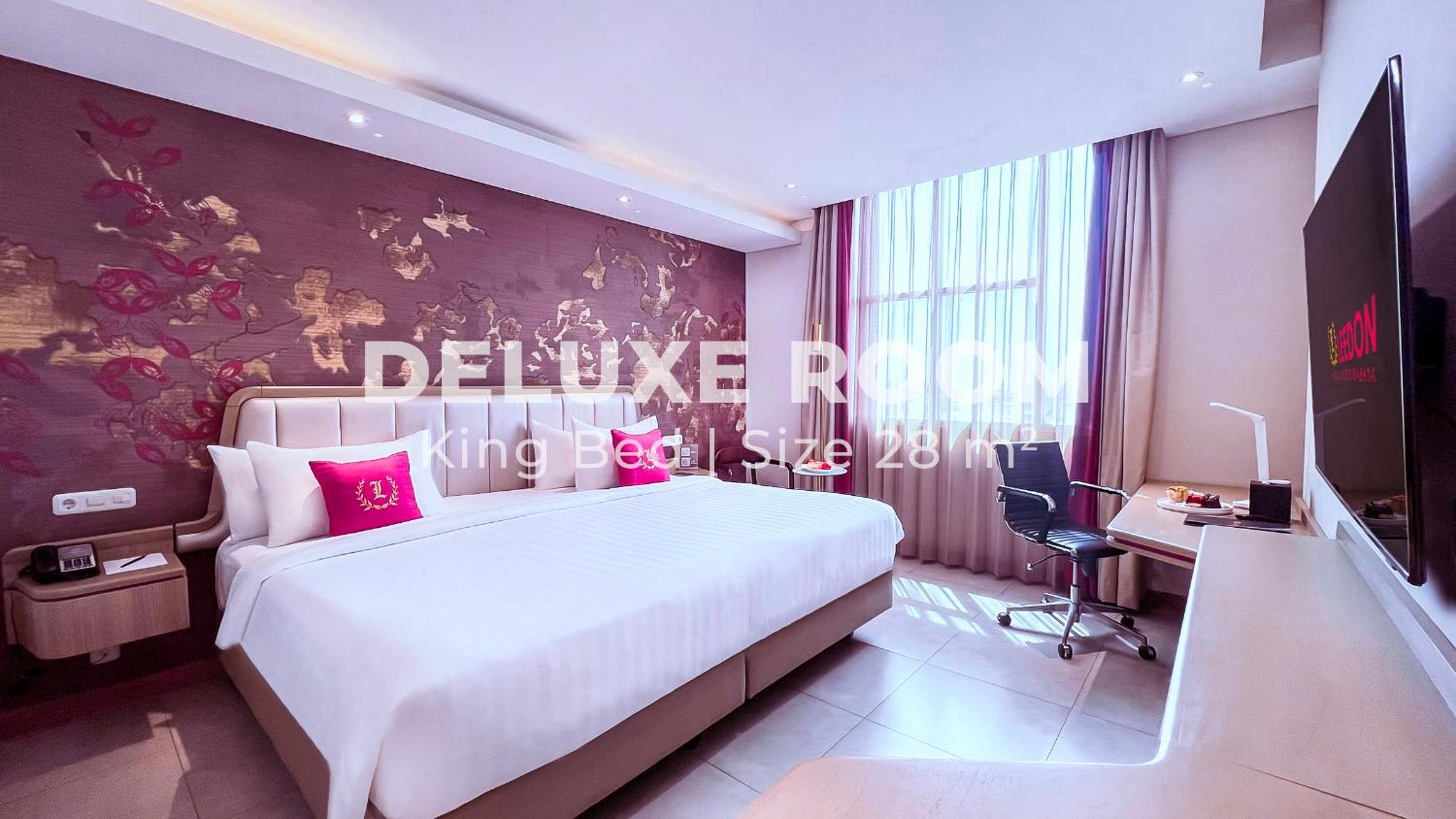 غرفة ديلوكس بسرير كينج، Leedon Hotel & Suites Surabaya 2/2