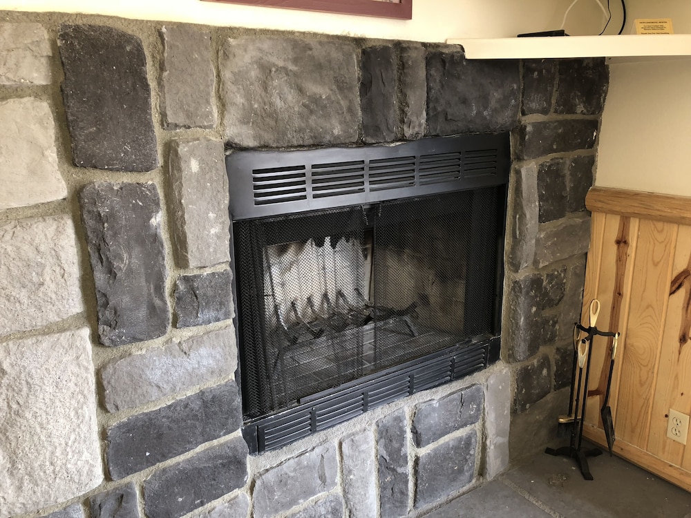 Fireside Lodge 12/50
