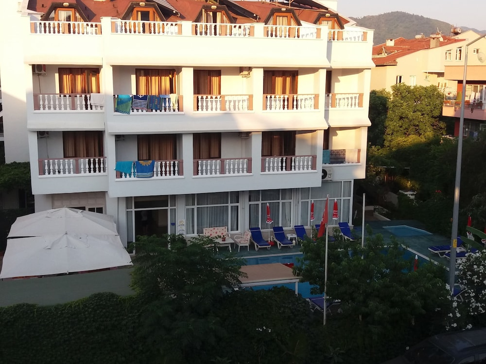 Unver Hotel 2/55