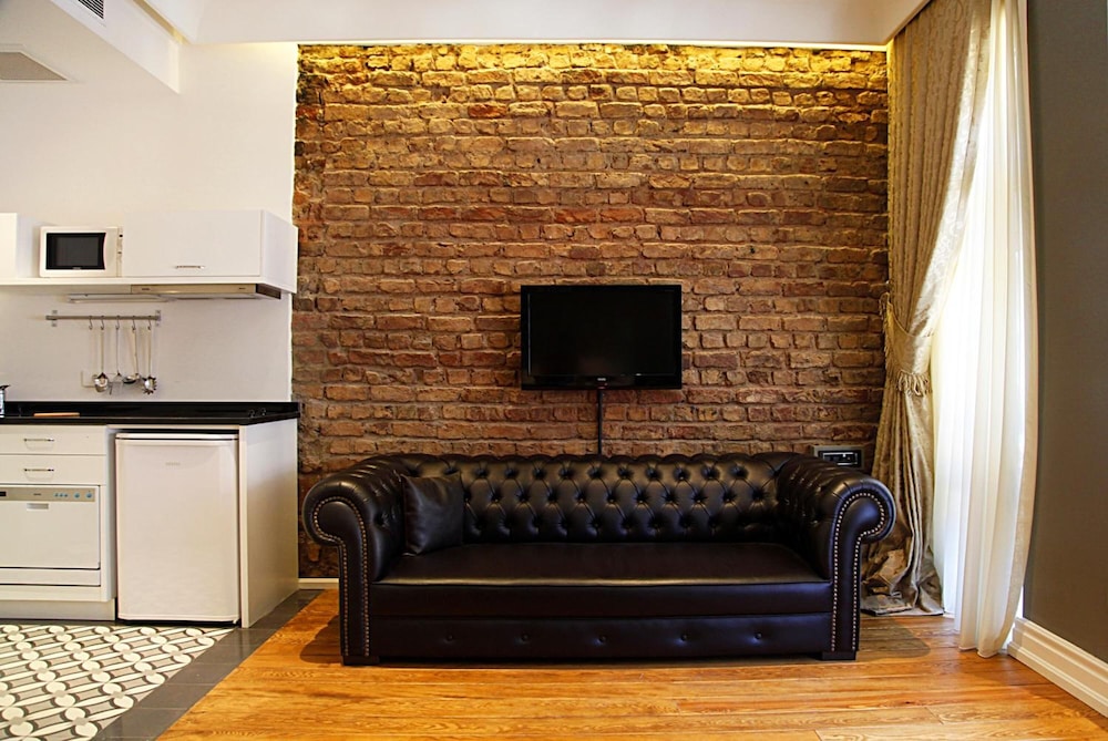 Frida Suites 47/55