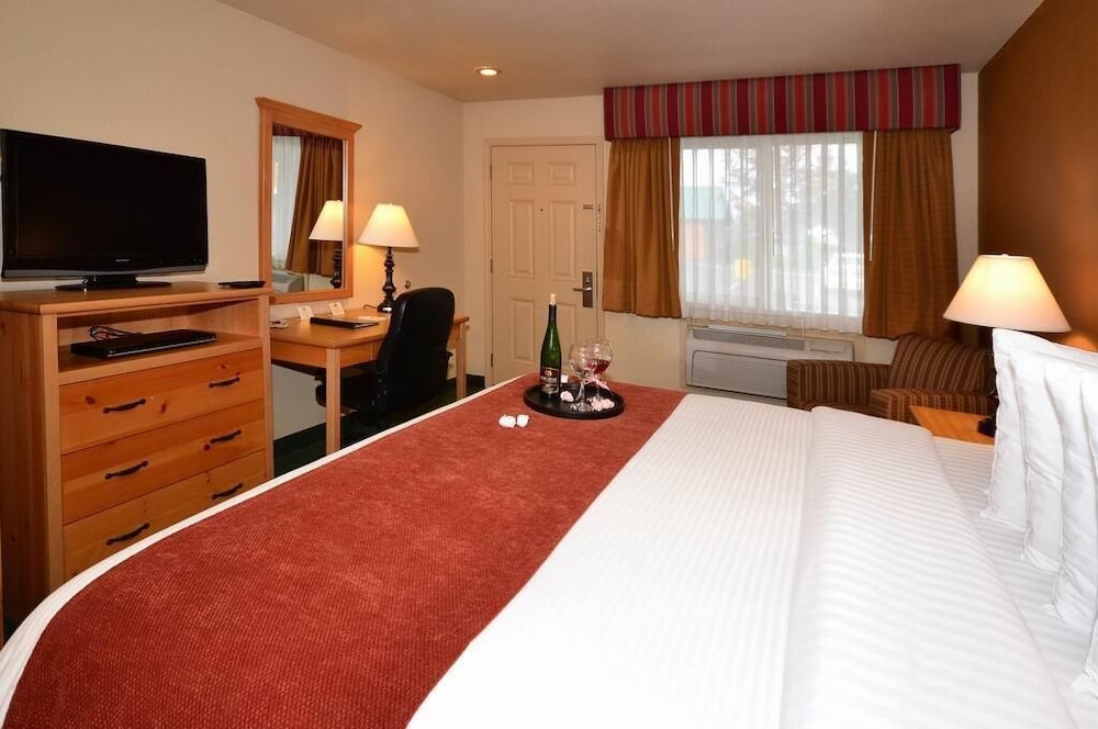 Best Western Plus Hartford Lodge 6/34