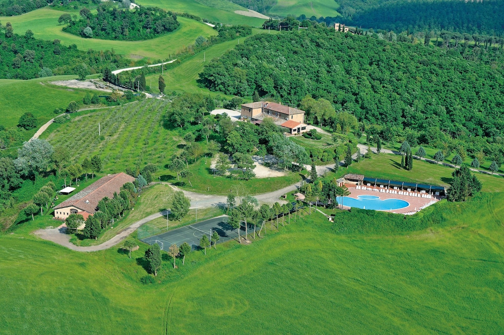 Fattoria Pieve a Salti 34/50