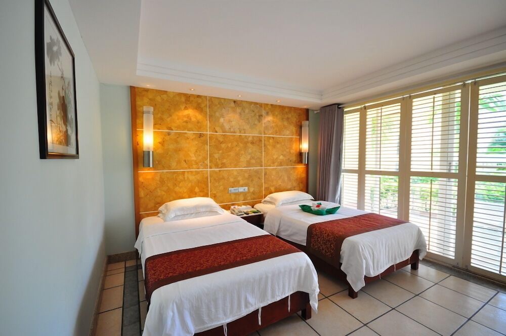 PALM BEACH RESORT AND SPA 16/48
