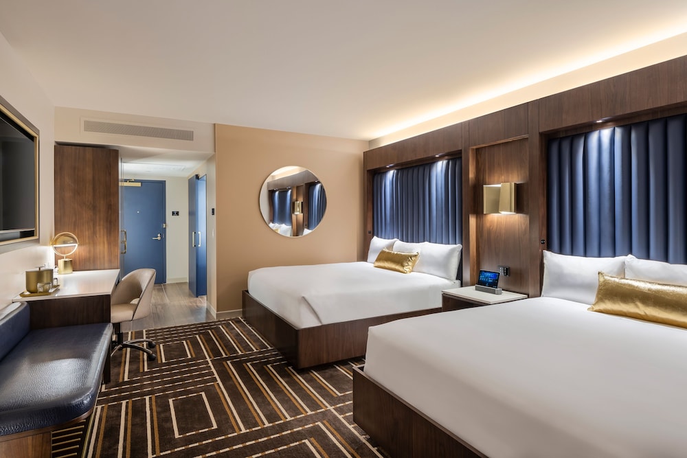 Circa Resort and Casino 19/57