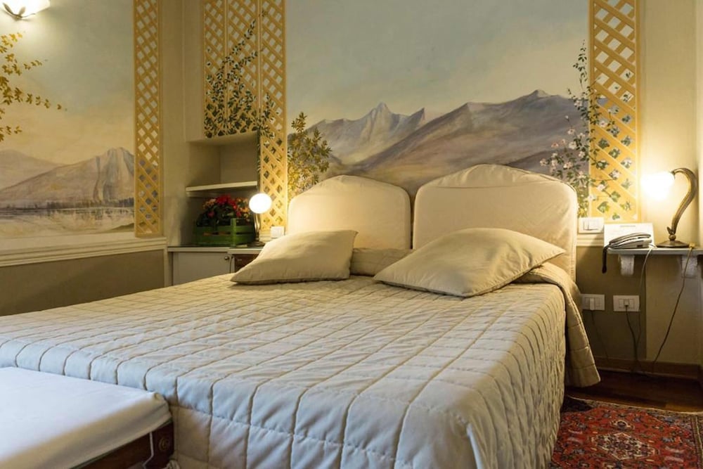 STANDARD, DOUBLE BED