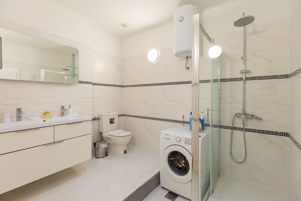 Antonio Luxury Beach Suites 34/35