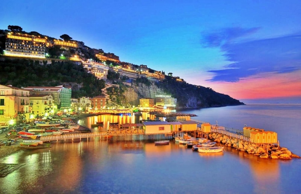 B&B Sorrento Queen 42/50