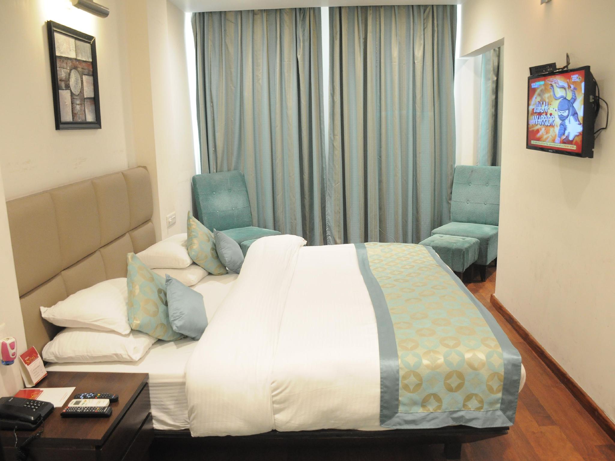 Hotel Sobti Continental 23/37