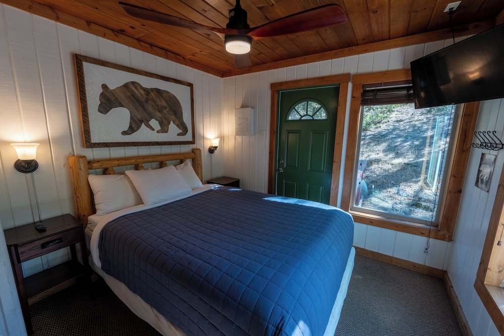 1 Bedroom, Beach, Family, Cabin, 2 Trundle Beds, Queen Bed, Den