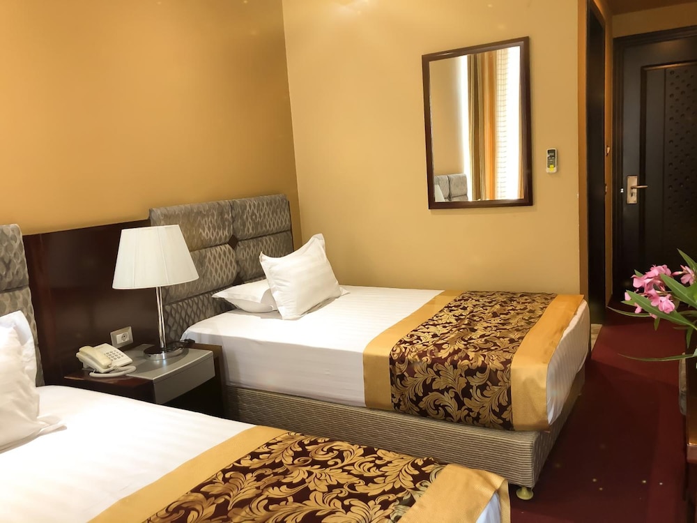 Kompleksi Arifi Hotel 14/50