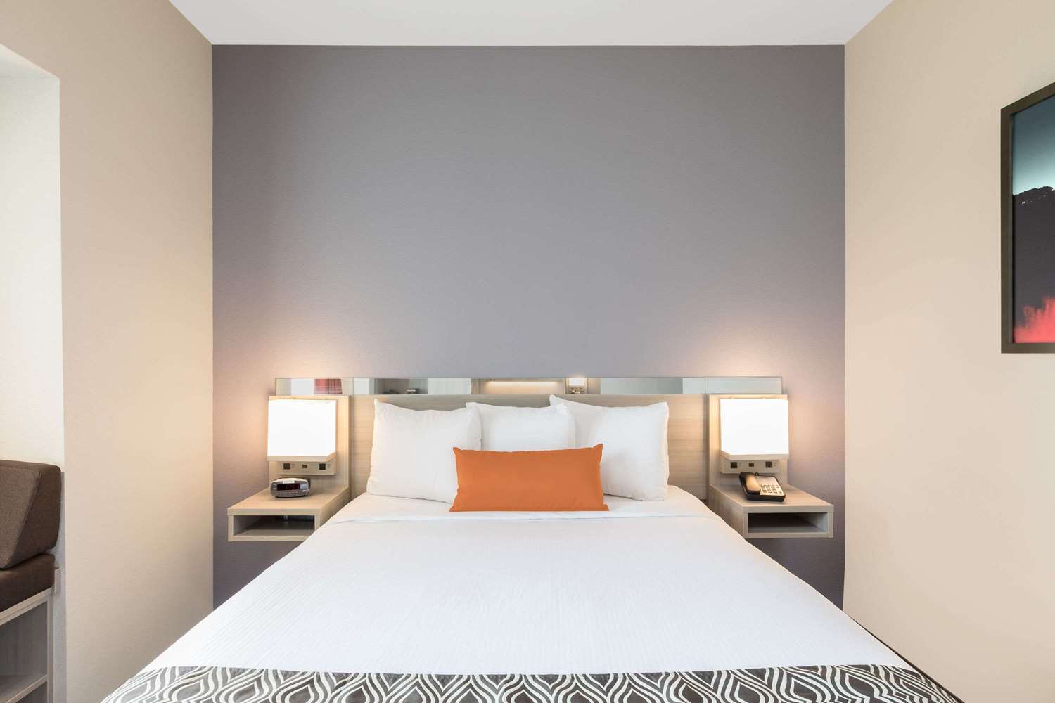 Microtel Inn And Suites By Wyndham Perry 11/41