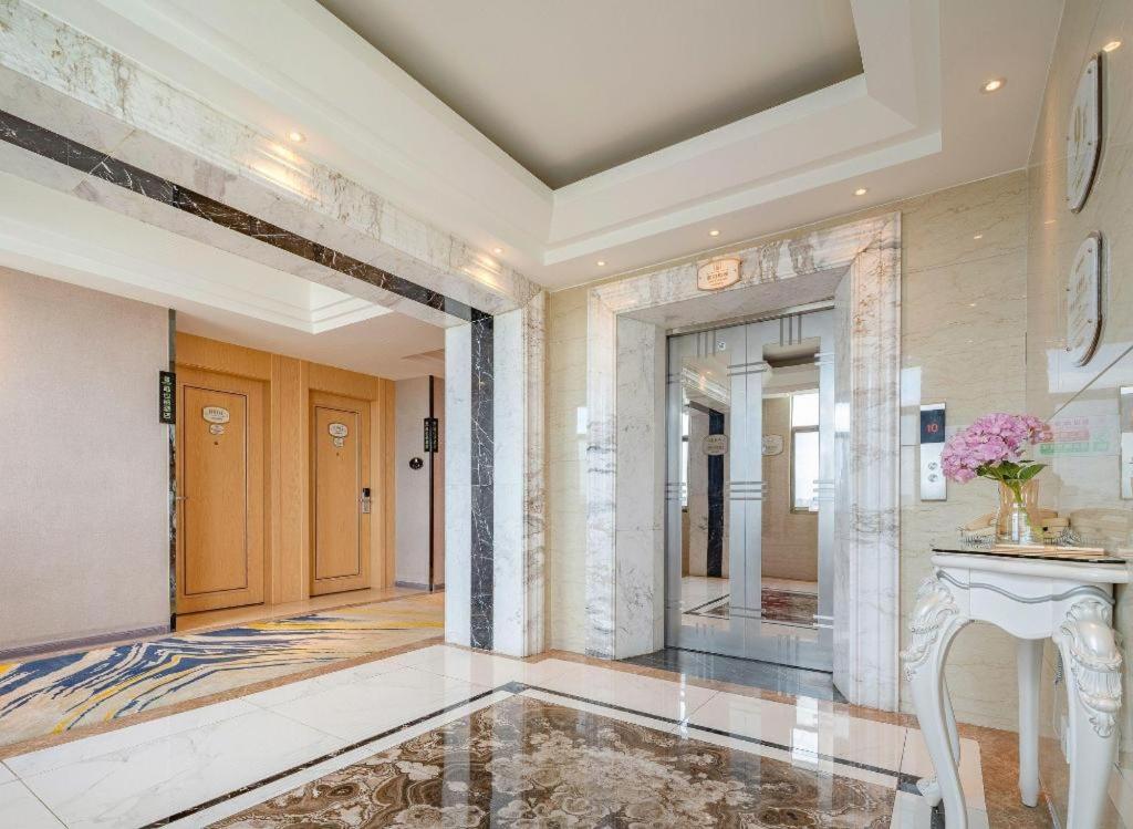 Vienna 3 Best Hotel (Dongguan Liaobu Shida Road) 20/55
