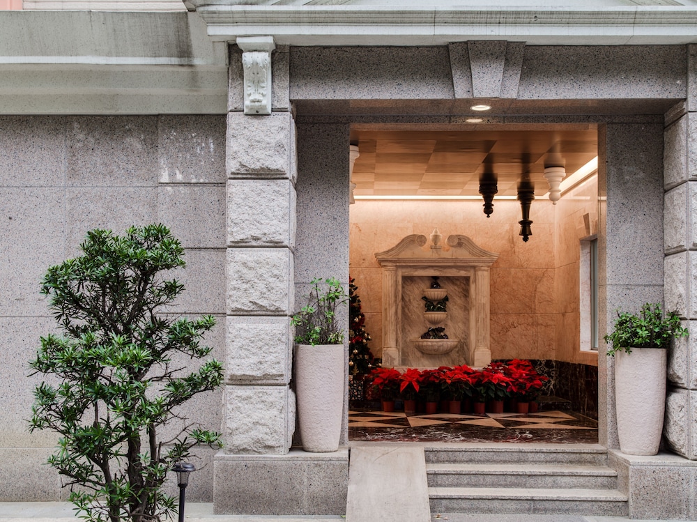 Reedon Boutique Hotel 3/40