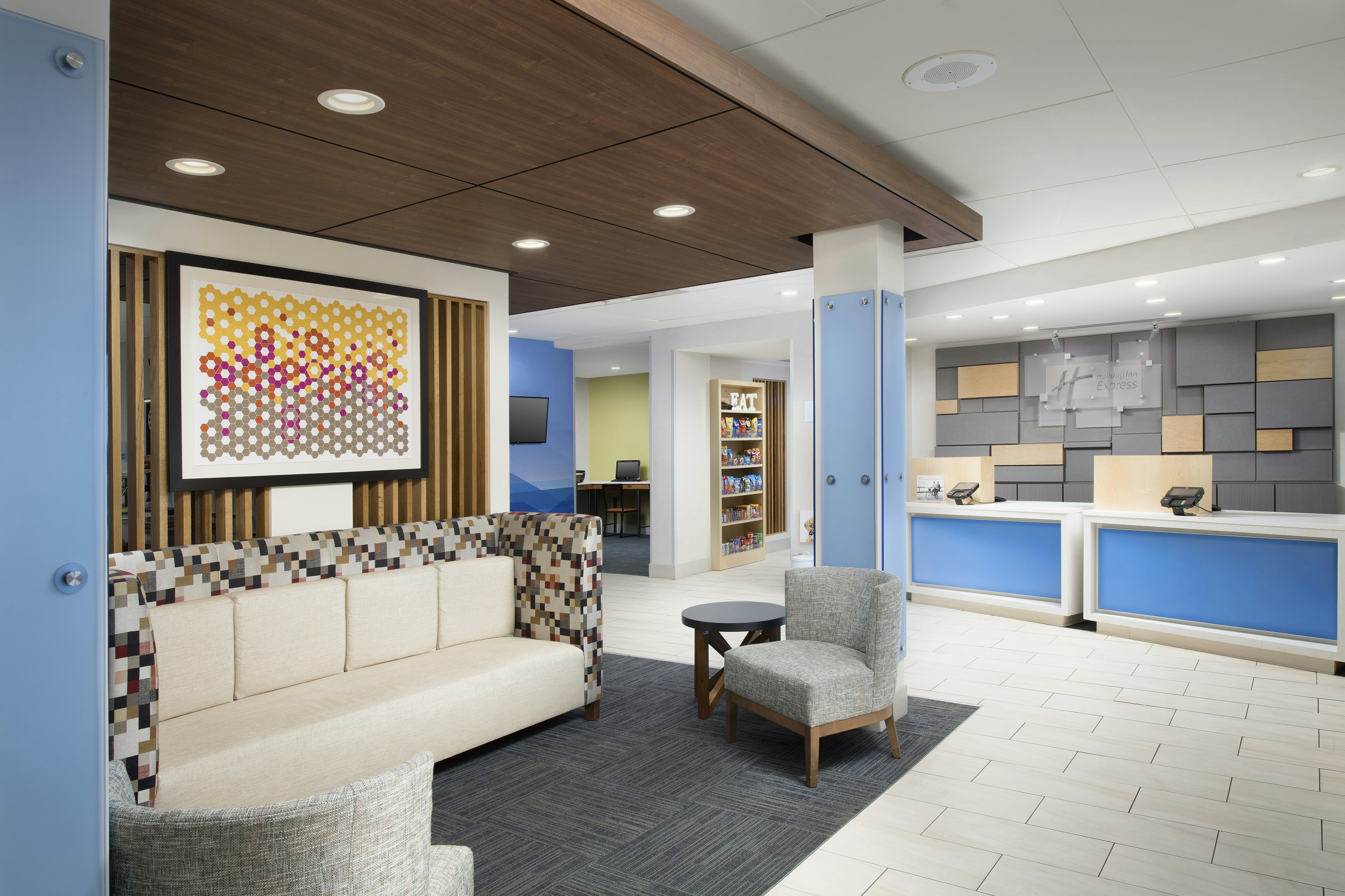 Holiday Inn Express Knoxville Strawberry Plains 11/50