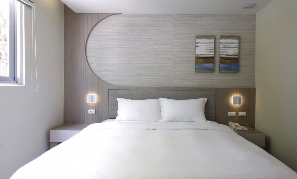 Haifu Hotel And Suites 19/65